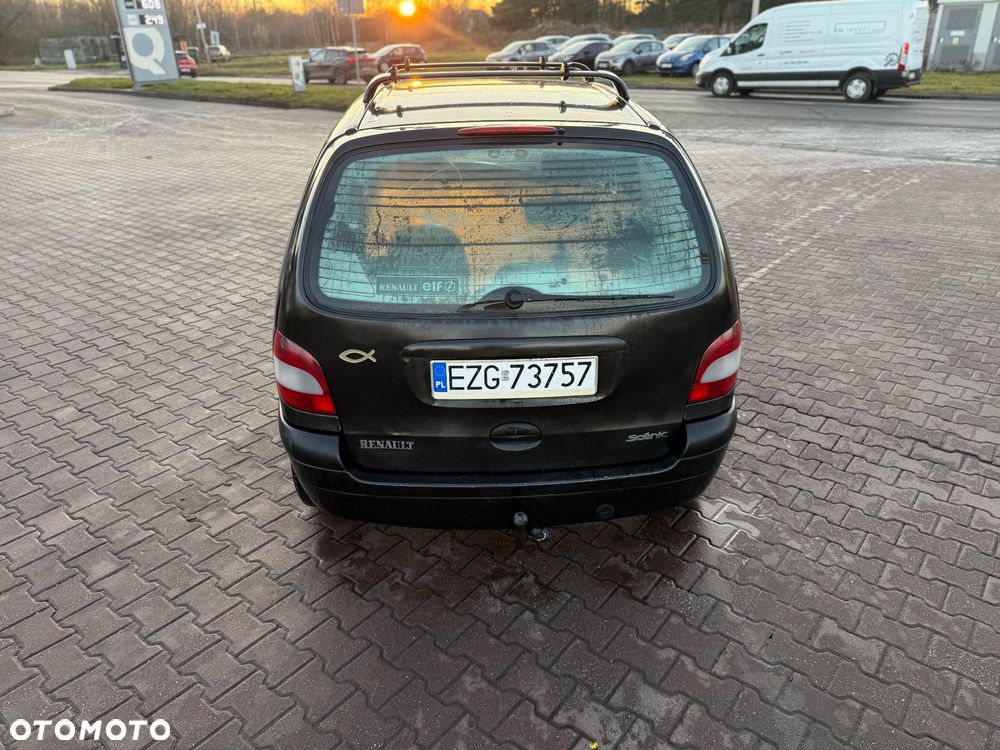 Renault Megane 1.6 Privilege - 9