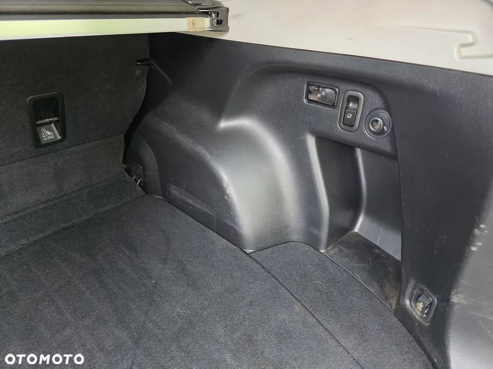Subaru Forester 2.0D Exclusive - 12