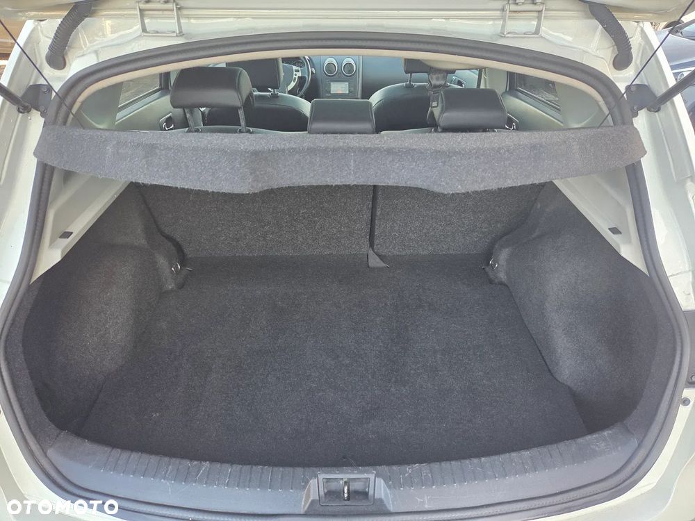 Nissan Qashqai 1.6 dCi 360 S&S - 6