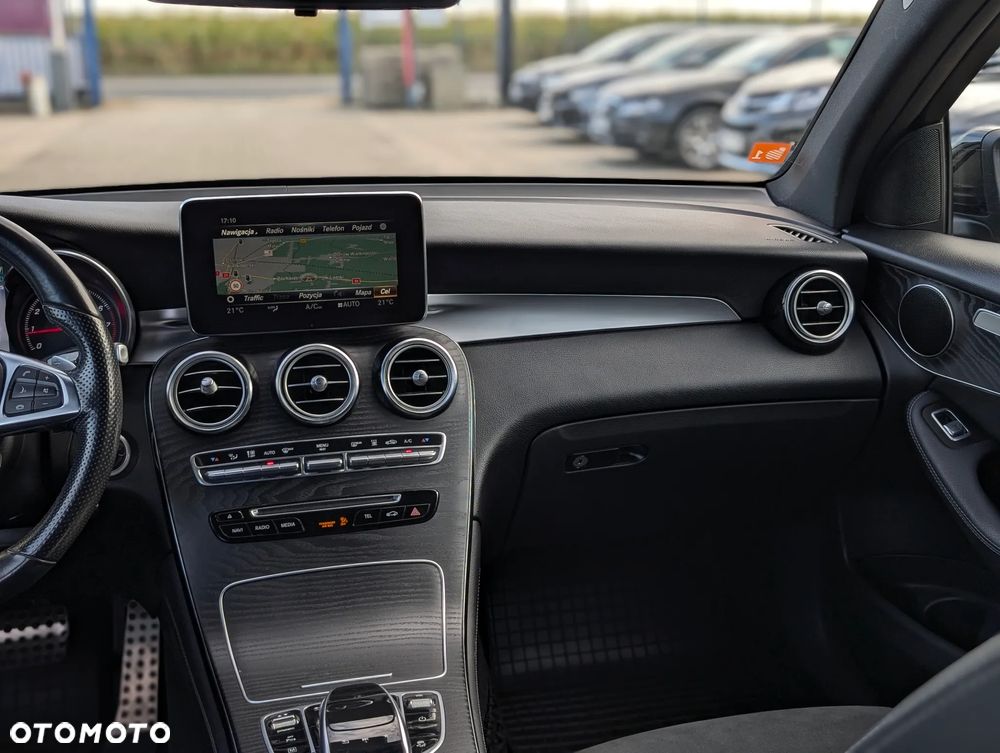 Mercedes-Benz GLC 350 e 4Matic 7G-TRONIC - 36