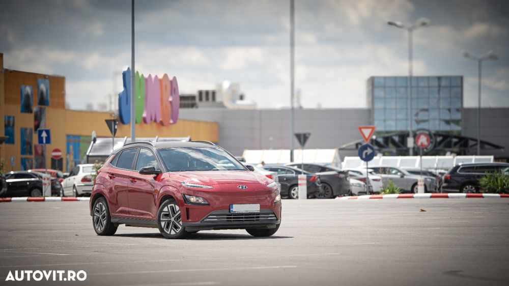 Hyundai KONA - 2