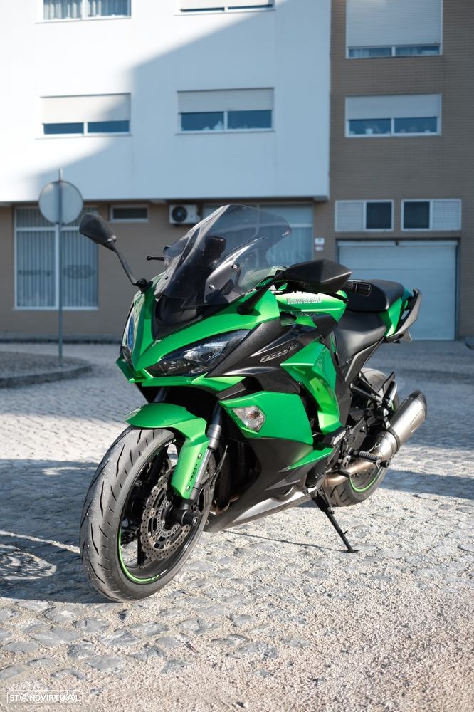 Kawasaki Z Z1000SX - 8