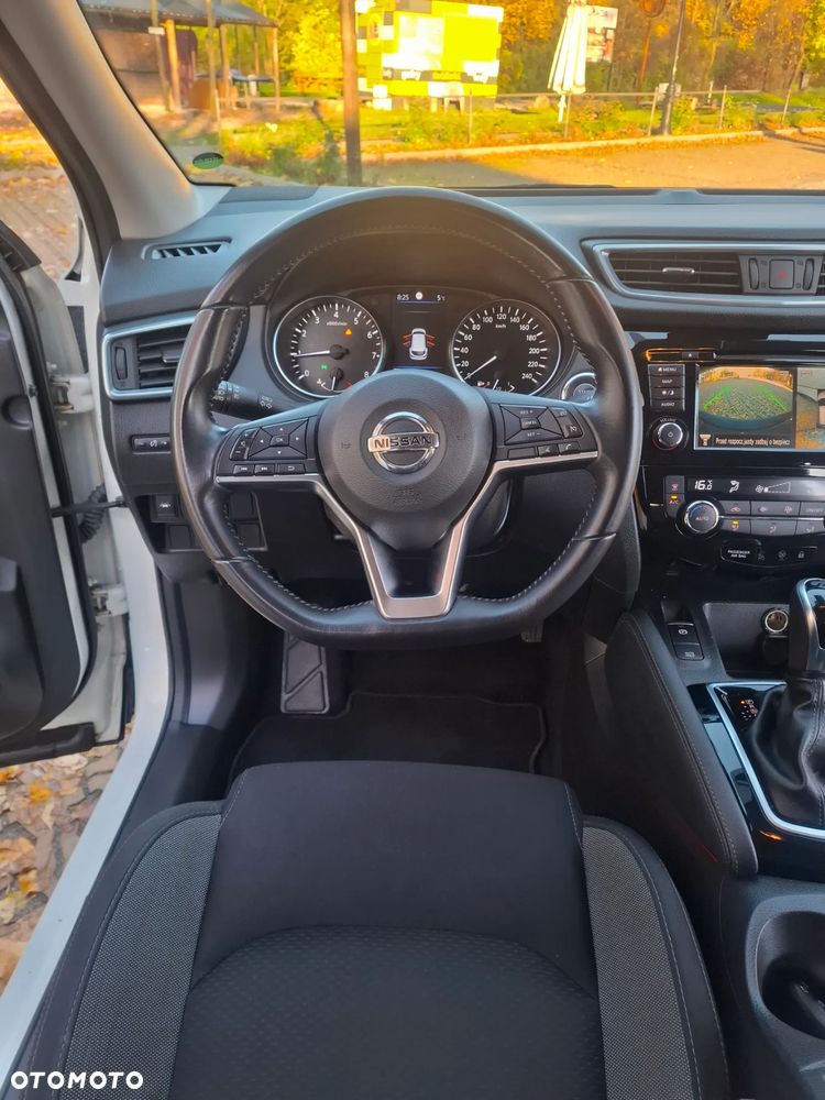 Nissan Qashqai 1.3 DIG-T N-Connecta DCT - 14