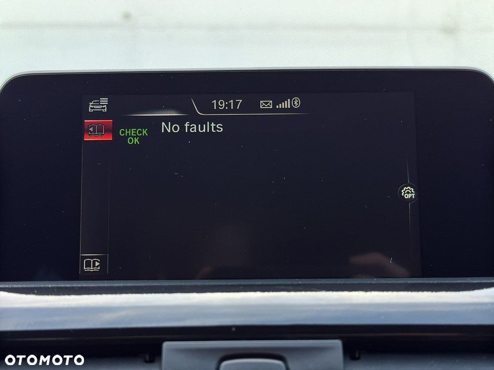 BMW Seria 3 320d Efficient Dynamics - 35