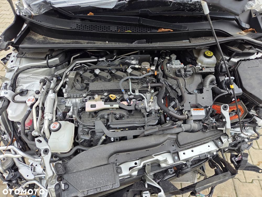 Toyota C-HR 2.0 GR SPORT Premiere - 26
