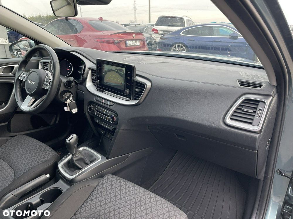 Kia Ceed 1.0 T-GDI 120 OPF Vision - 10