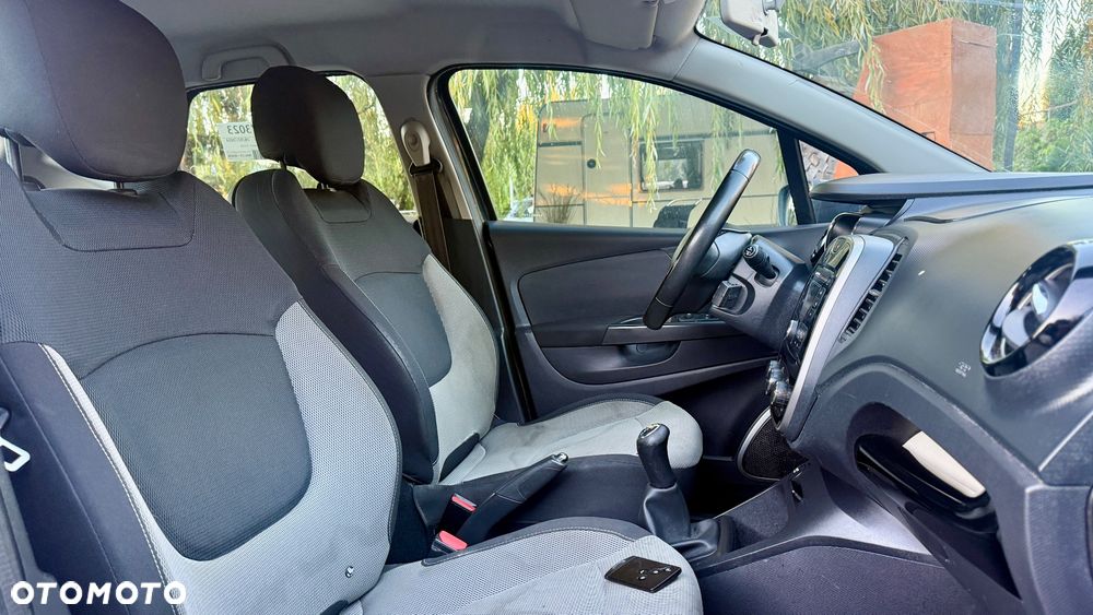 Renault Captur - 21