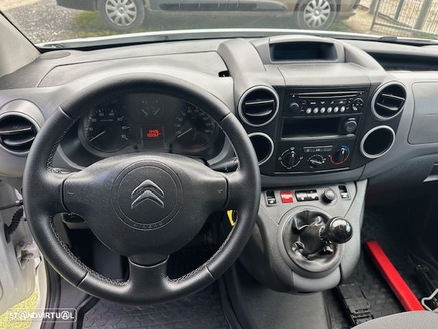 Citroën BERLINGO 3 LUGARES - 10