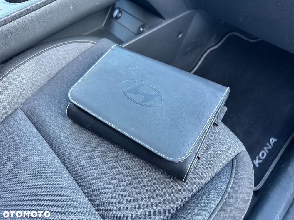 Hyundai Kona Premium - 23