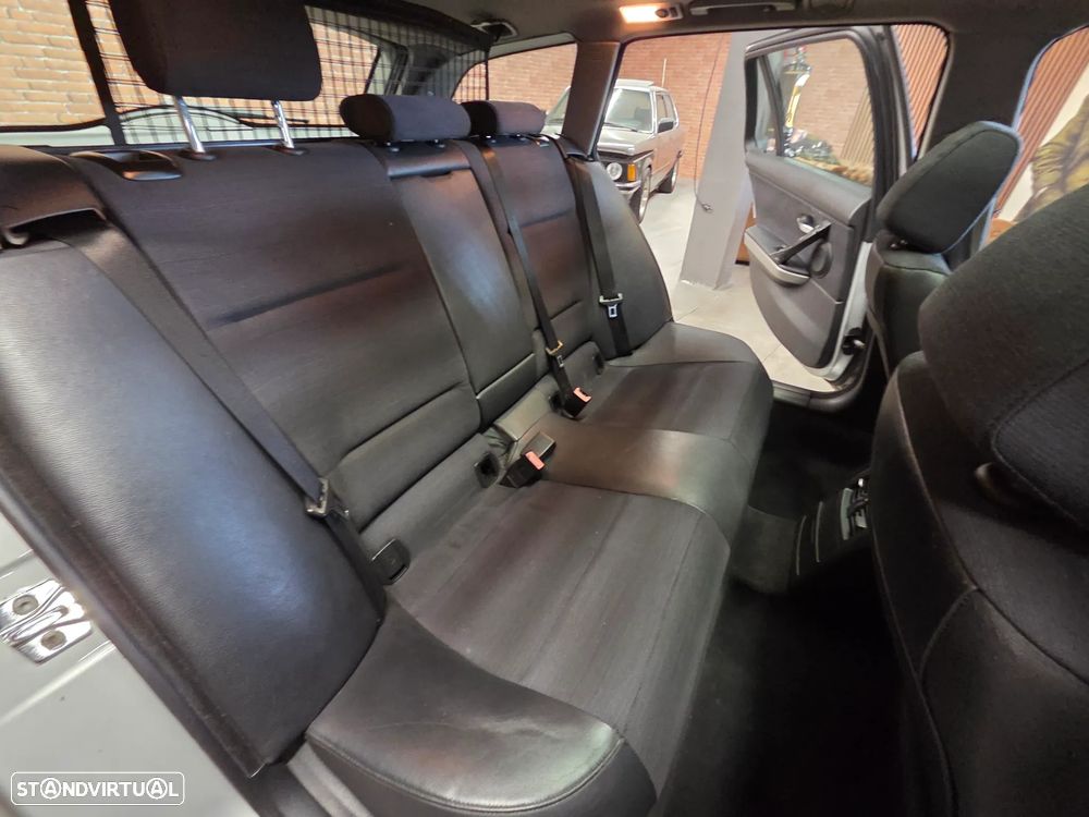 BMW 320 d Navigation - 29