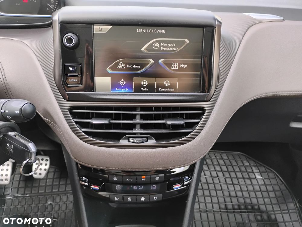 Peugeot 2008 1.6 e-HDi Allure S&S - 14