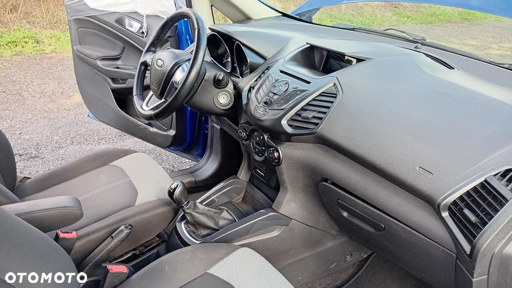 Ford EcoSport - 11