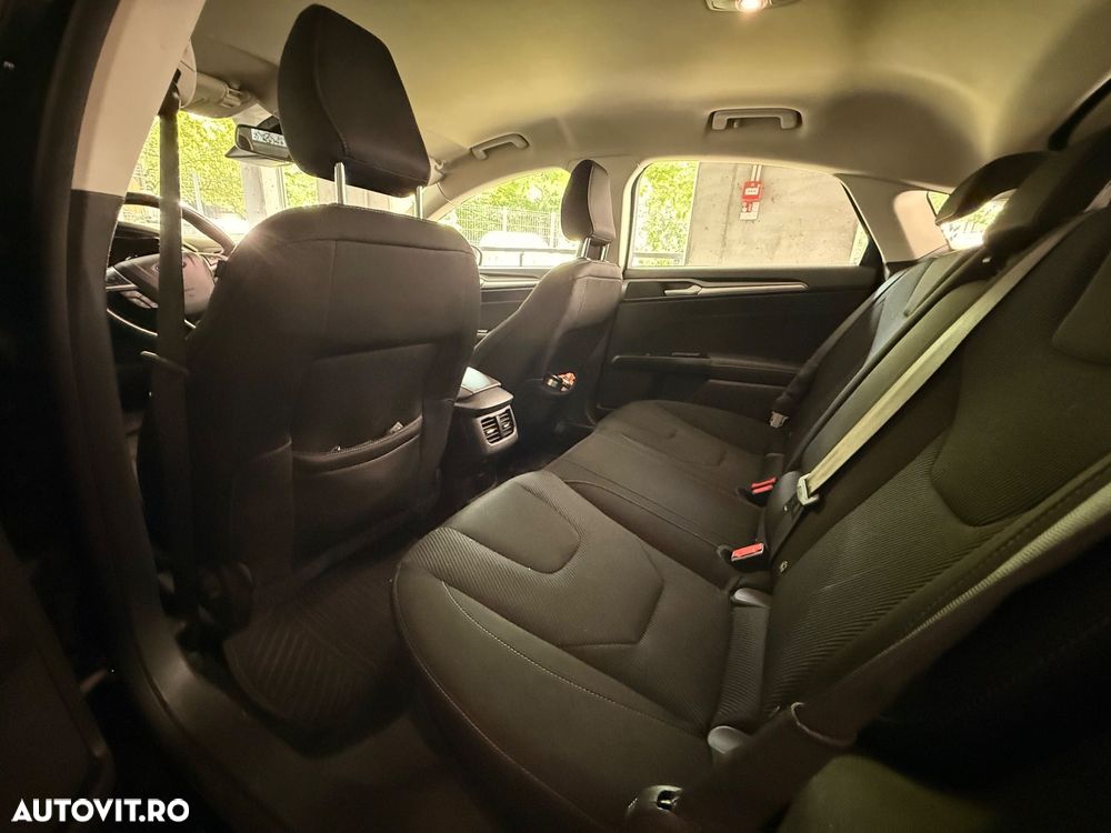 Ford Mondeo 2.0 TDCi Powershift AWD Titanium - 10