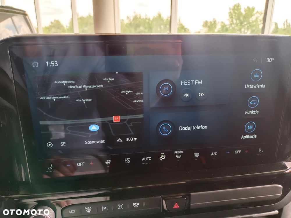 Ford Tourneo Custom 2.5 PHEV CVT 340 L2 Titanium - 26