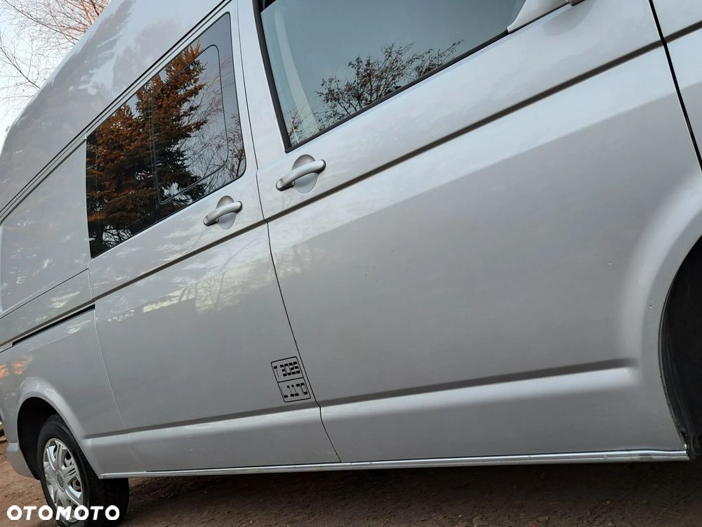 Volkswagen Transporter - 21