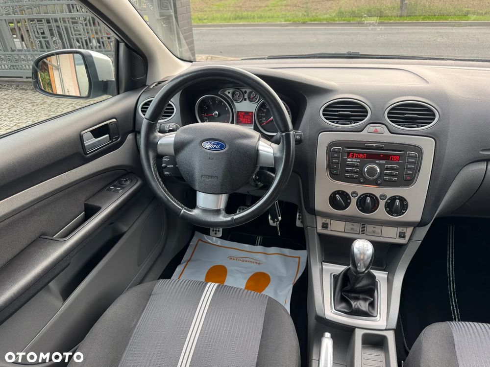 Ford Focus 1.6 Sport - 15