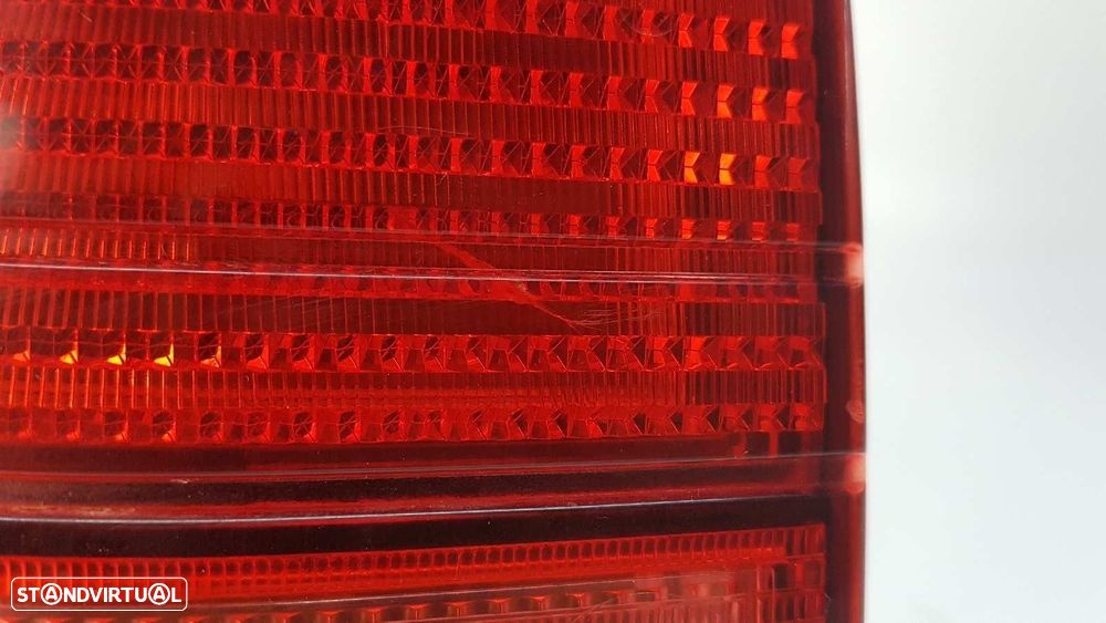 FAROLIM TRASEIRO ESQUERDO SEAT TOLEDO (1L) SE - 2