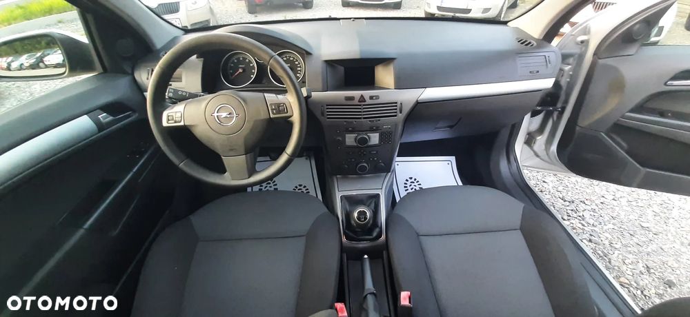 Opel Astra - 24