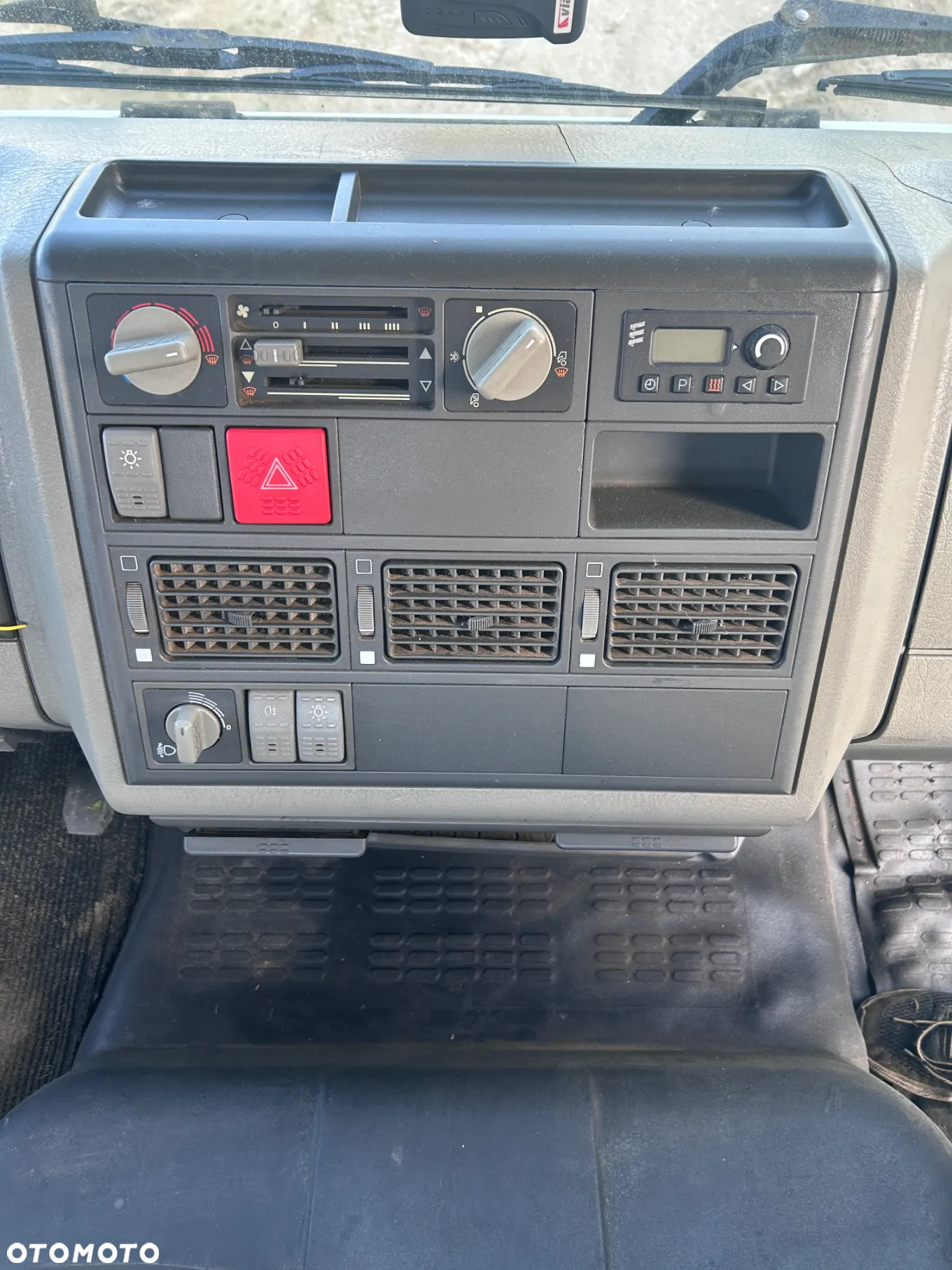 Iveco ML75E15 - 8