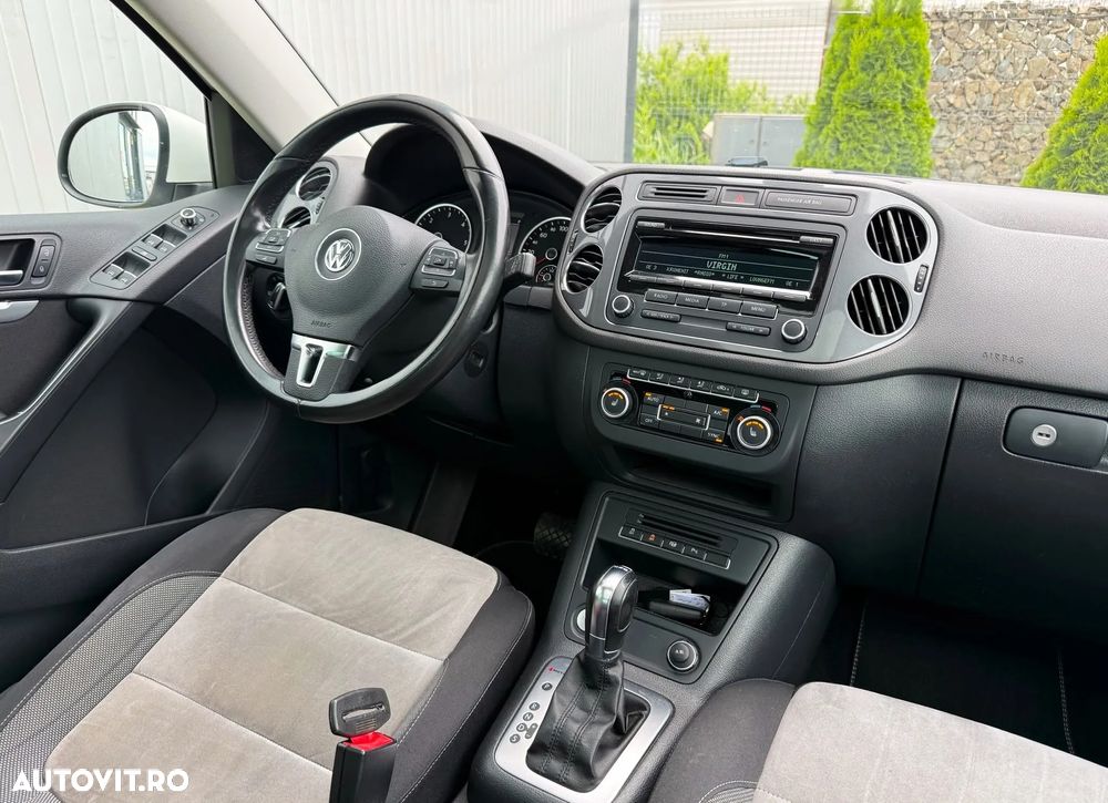 Volkswagen Tiguan 2.0 TDI 4Motion DSG Sport & Style - 18