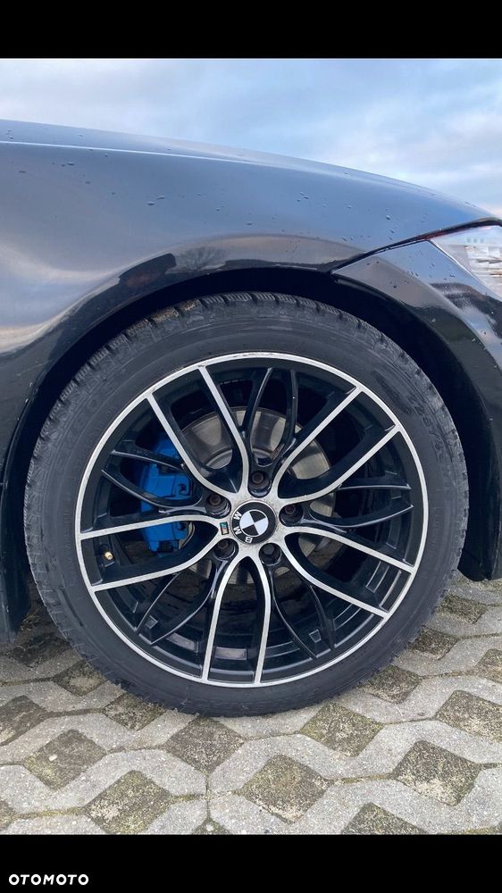 BMW Seria 3 318d - 5