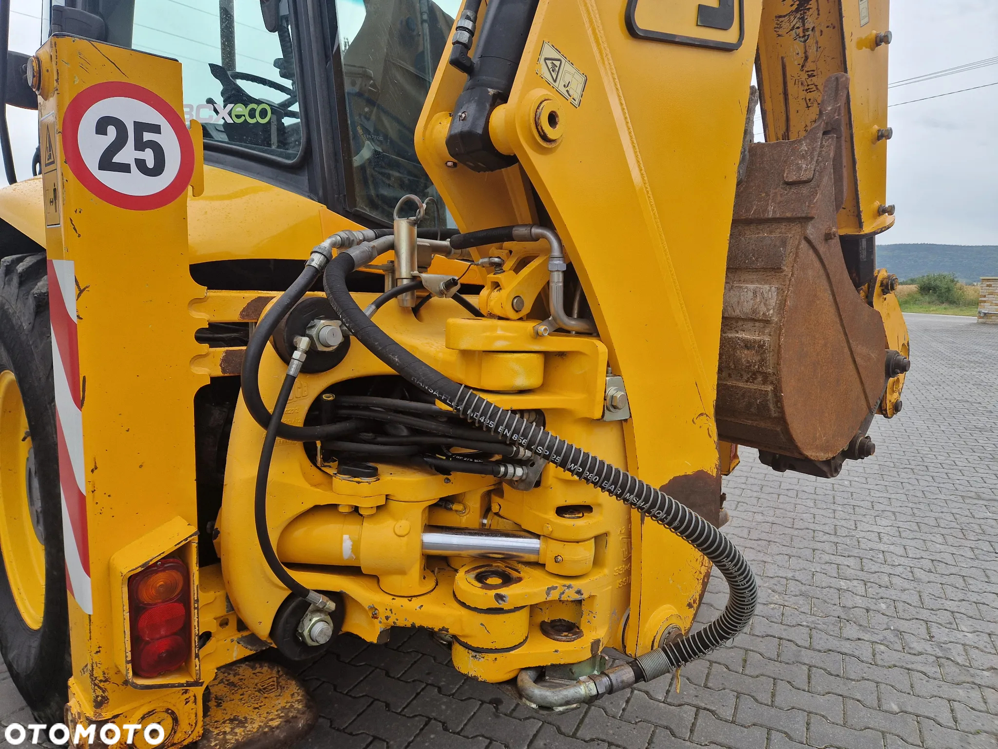 JCB 3CX - 4