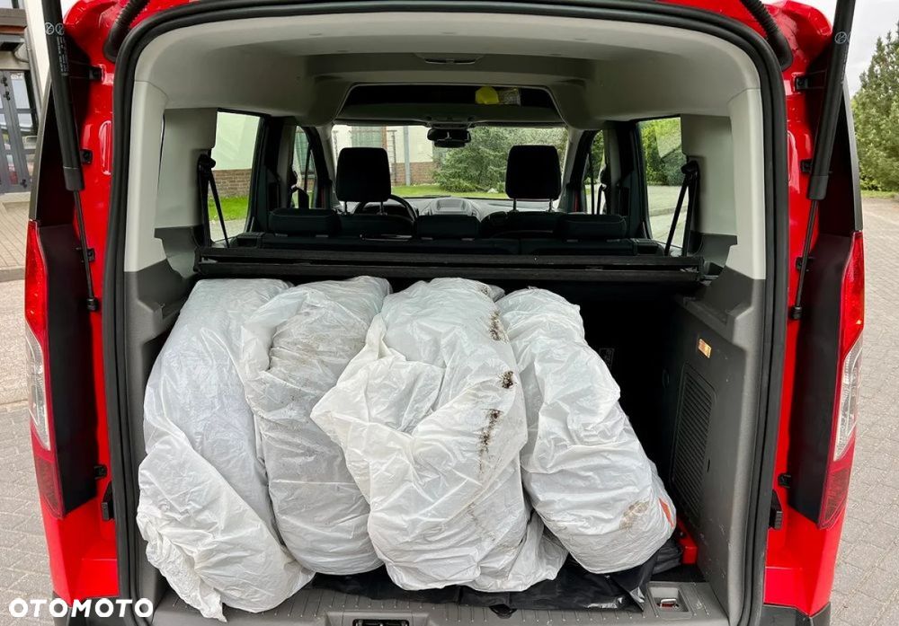 Ford Tourneo Connect 1.5 TDCi Start-Stop Titanium - 39