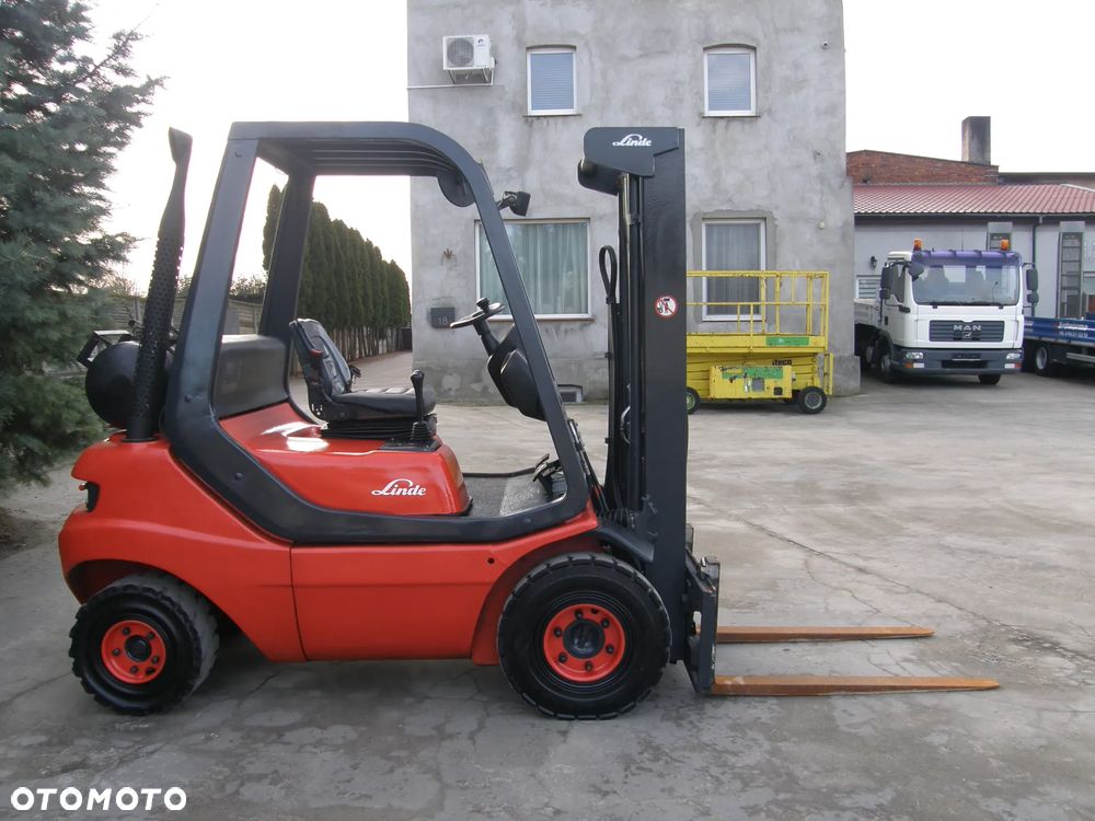 Linde H20T-02 1995 wolny skok przesuw z Niemiec - 3