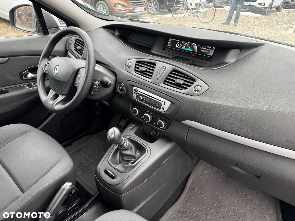 Renault Scenic 1.6 16V Expression - 38