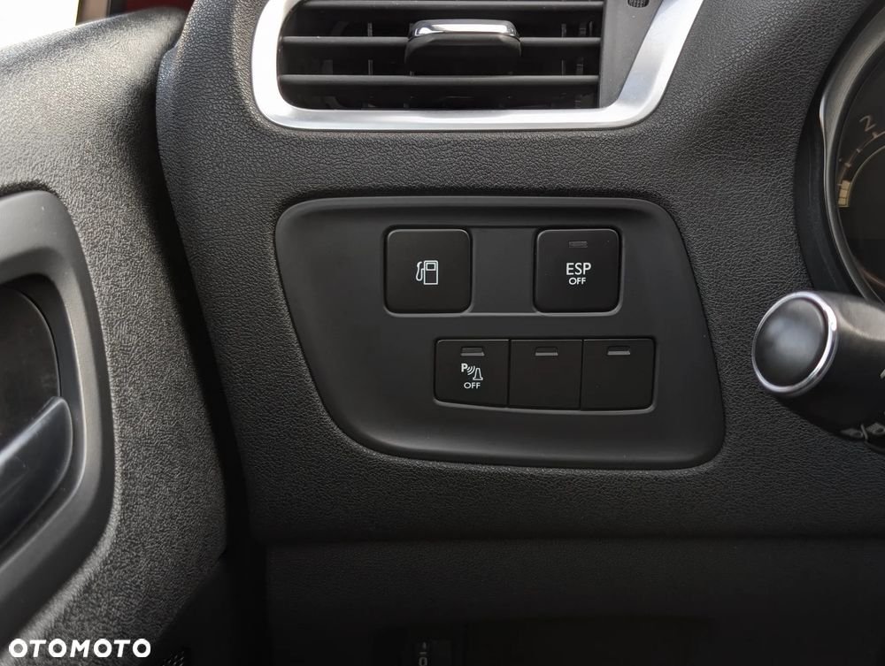 Citroën C4 HDi 90 Business Class - 23