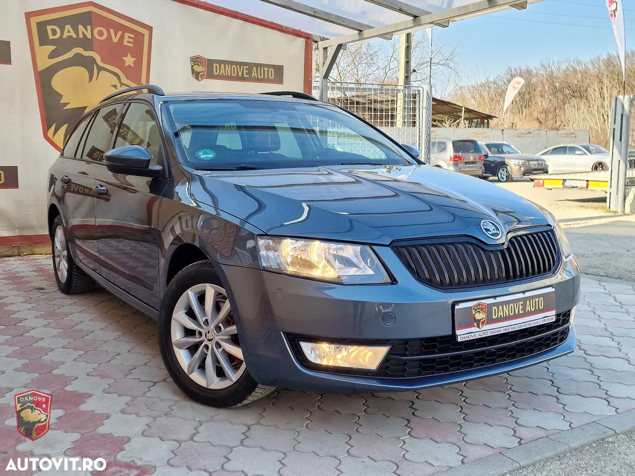 Skoda Octavia 2.0 TDI DSG Ambition - 5