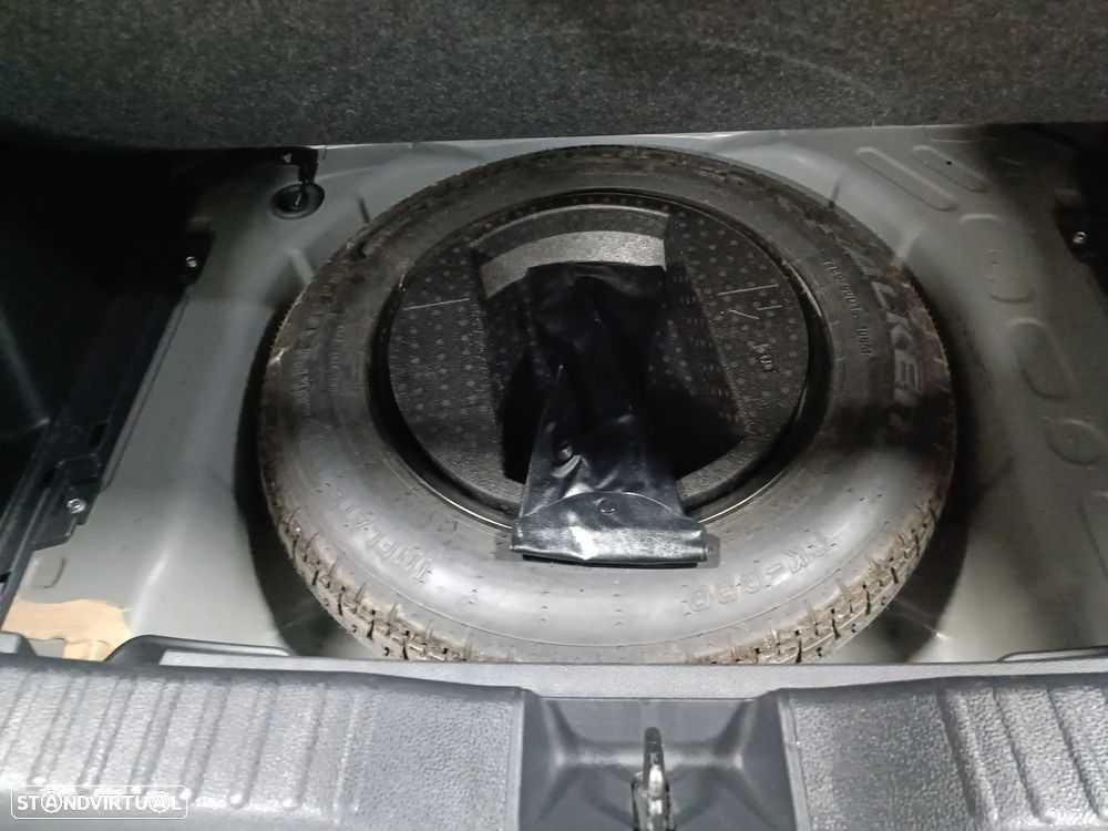 Toyota Yaris Cross 1.5 HDF Comfort Plus - 9