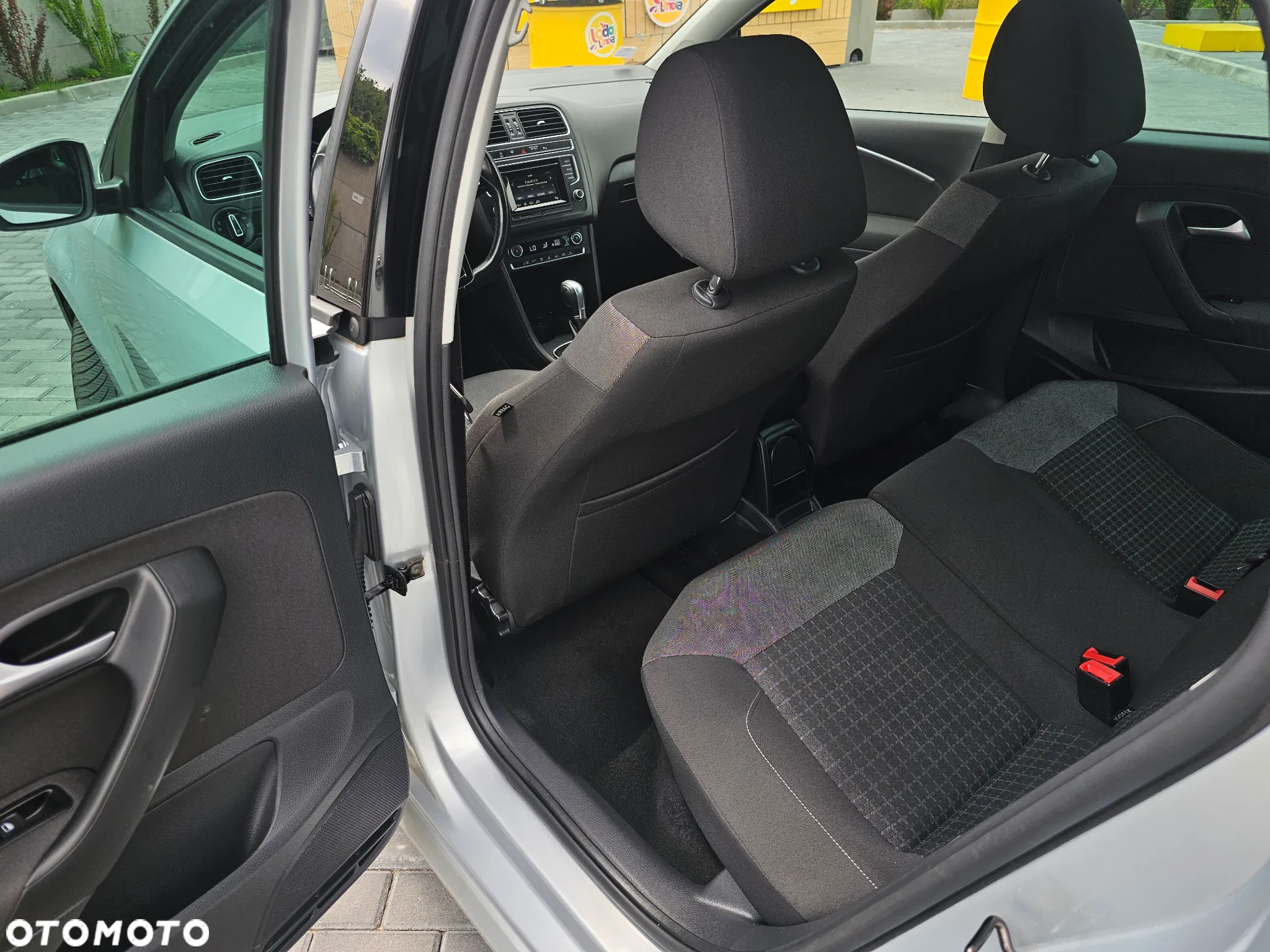 Volkswagen Polo 1.2 TSI DSG Comfortline - 11