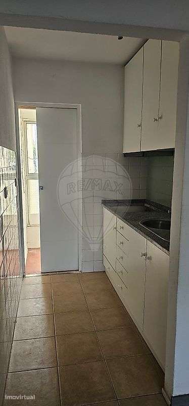 Apartamento T0 para arrendamento - Grande imagem: 4/19