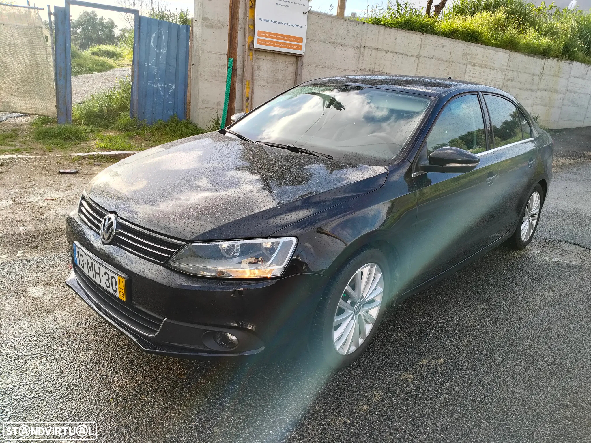 VW Jetta 2.0 TDI Highline - 5