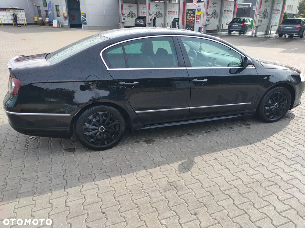 Volkswagen Passat 2.0 TDI DPF Sportline DSG - 2