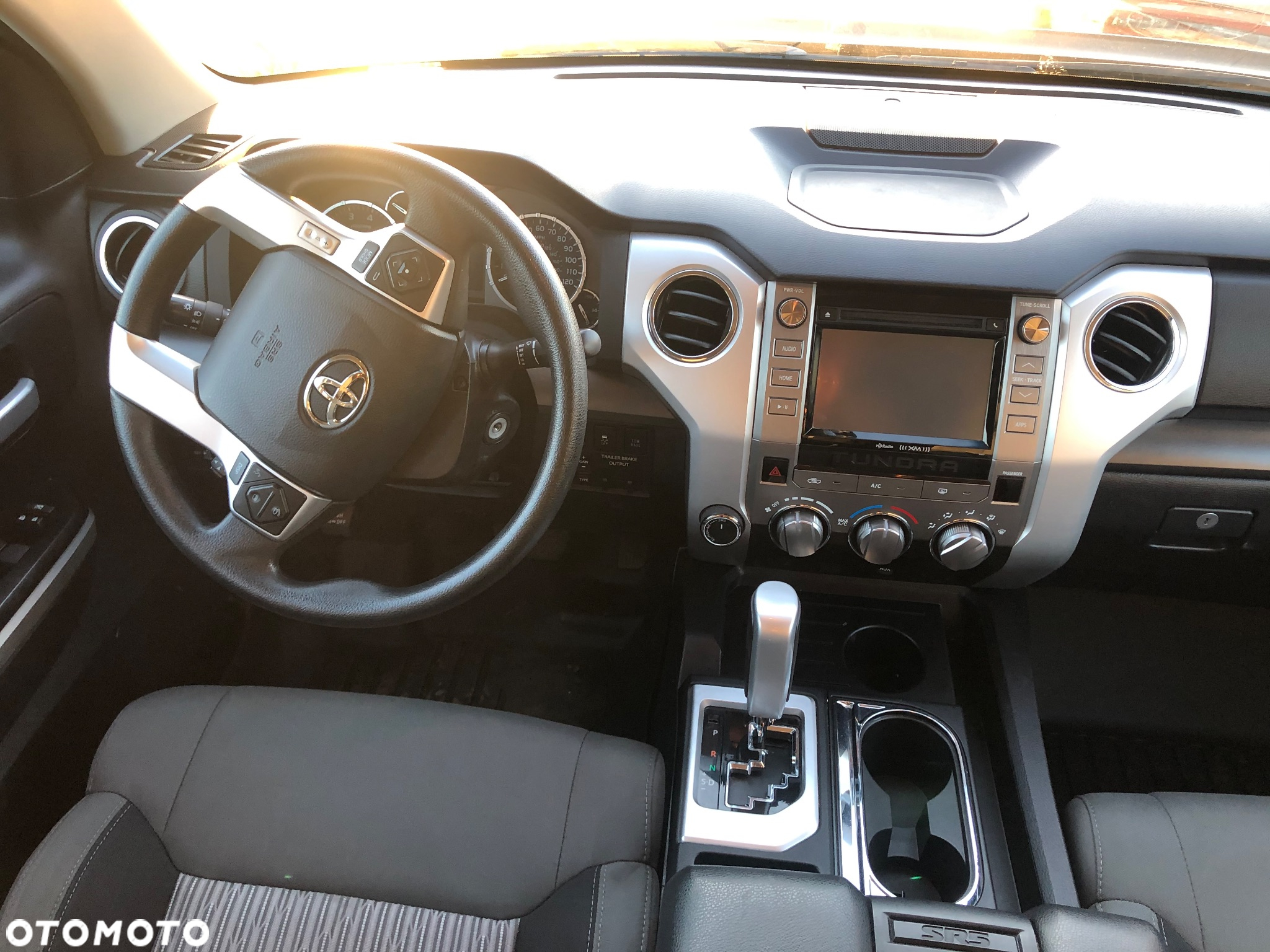 Toyota Tundra - 14