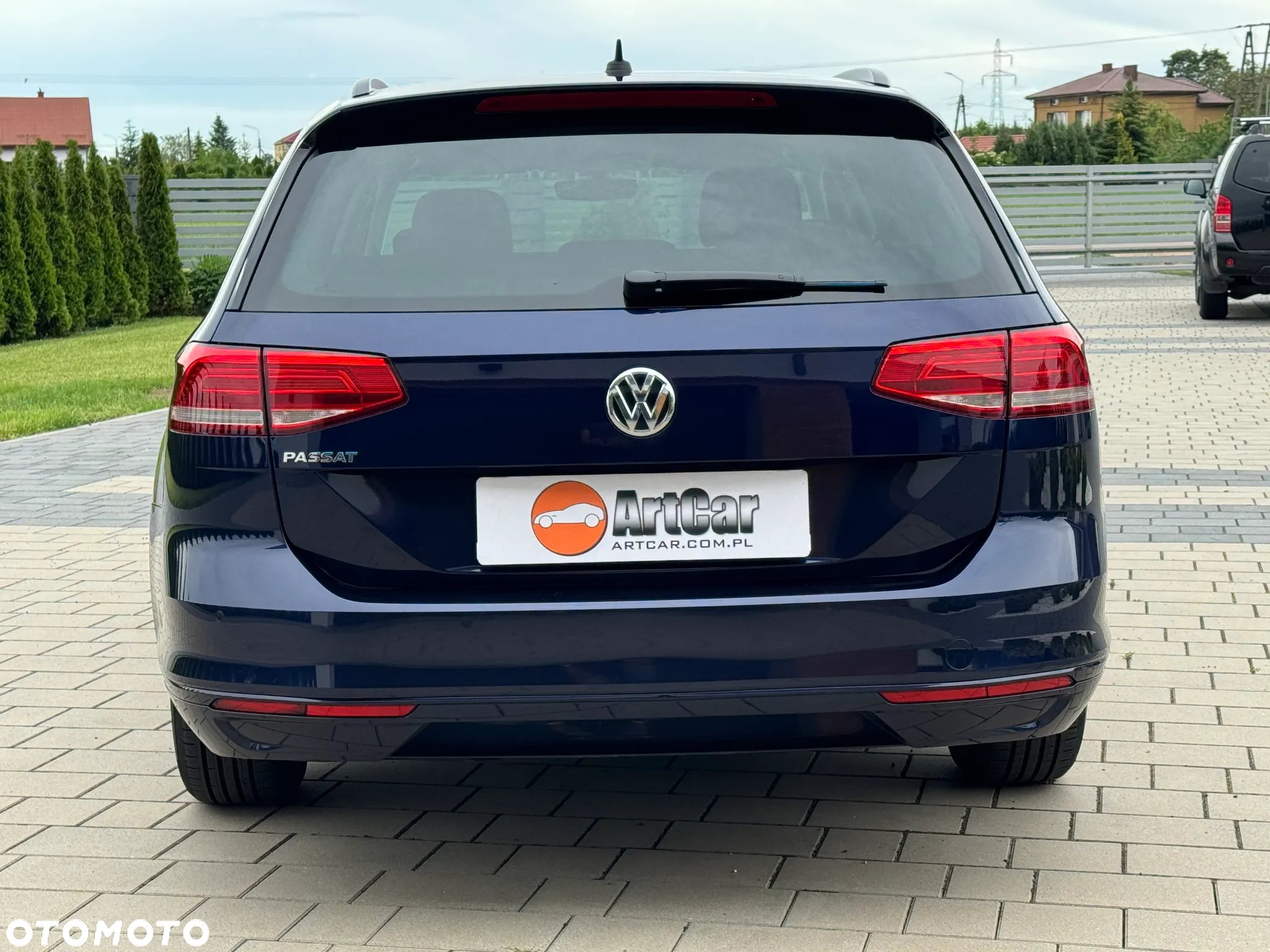 Volkswagen Passat 2.0 TDI BMT Highline - 11