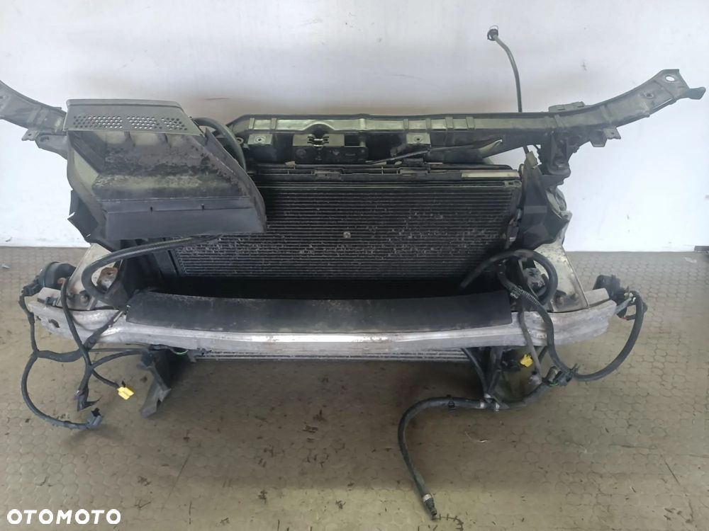 pas wzmocnienie chlodnice 1.8 2.8 TFSI Audi A4 B8 08-11 czesci - 1