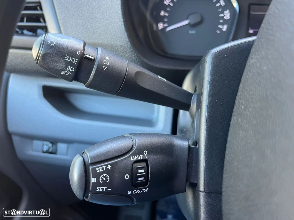 Citroën Spacetourer 1.6 BlueHDi M Feel - 19