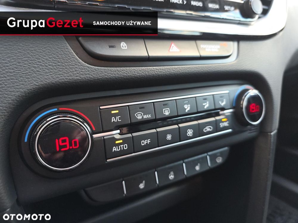 Kia Ceed 1.5 T-GDI Business Line - 26