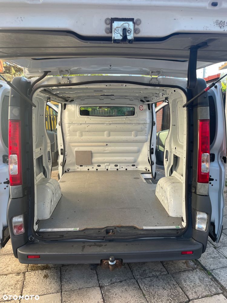 Renault Trafic - 8