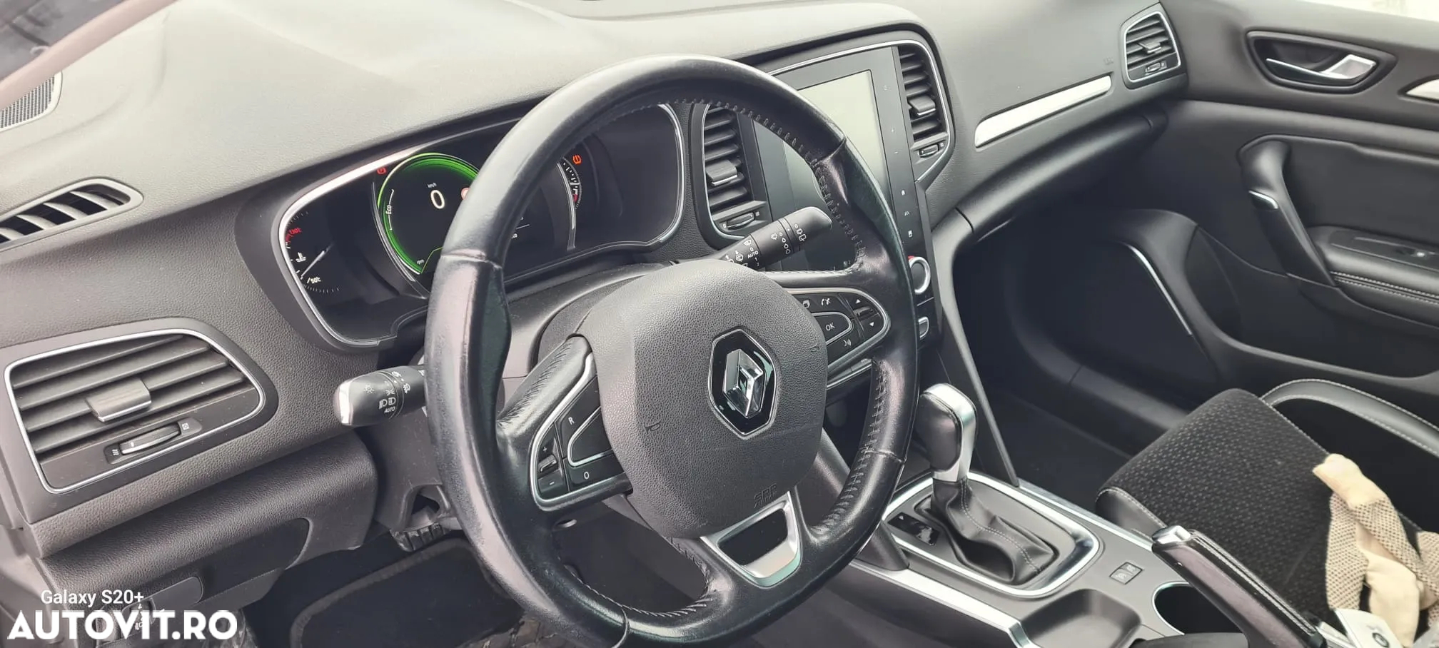 Renault Megane ENERGY dCi 110 EDC INTENS - 13