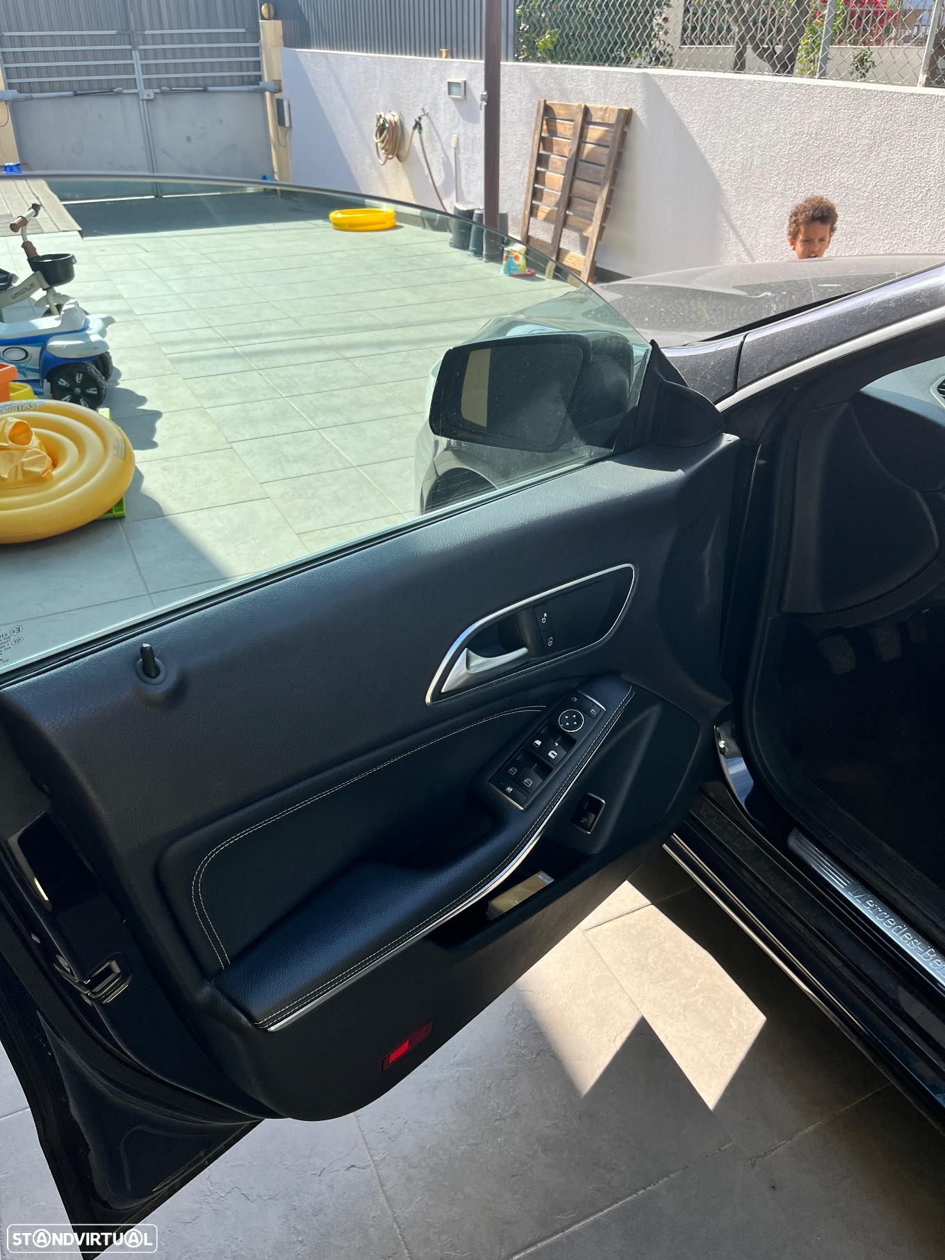 Mercedes-Benz CLA 200 d Shooting Brake Urban - 14