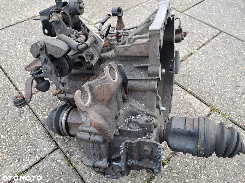 Toyota Corolla E12 1.6 VVTi 110KM 3ZZ-FE skrzynia biegów - 16