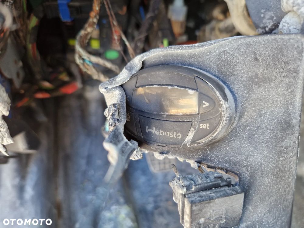 Iveco Daily do 3,5T 3.0 170 PS Na Blizniakach Laweta Pomoc Droga Najazd - 26