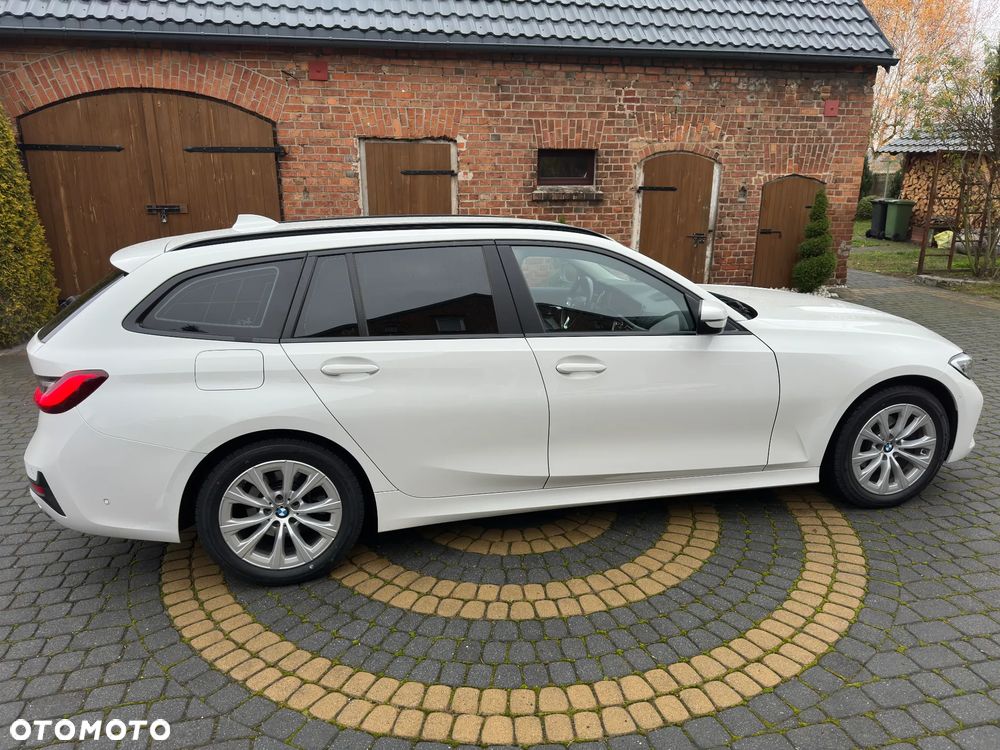 BMW Seria 3 318i Advantage - 2