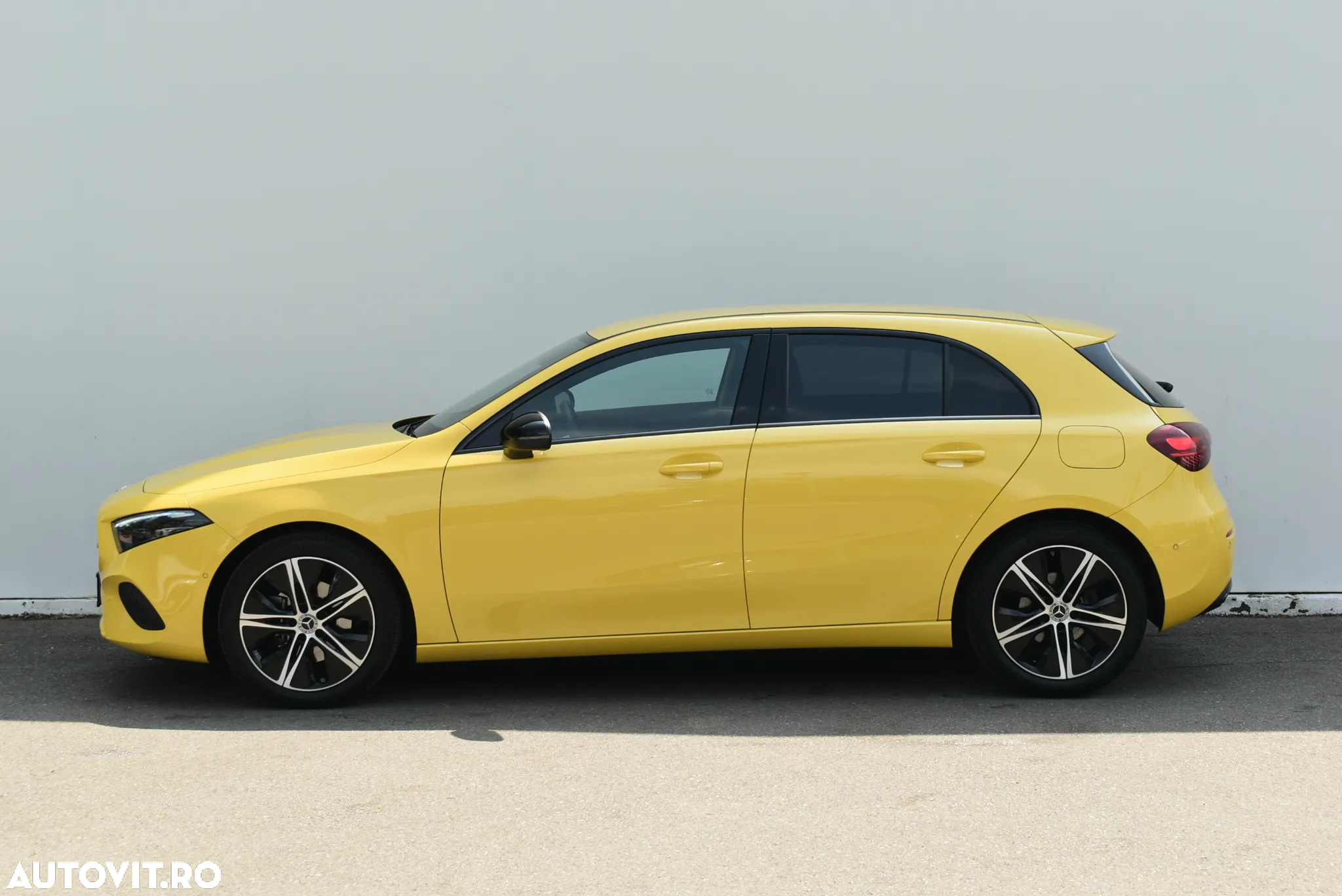 Mercedes-Benz A - 2