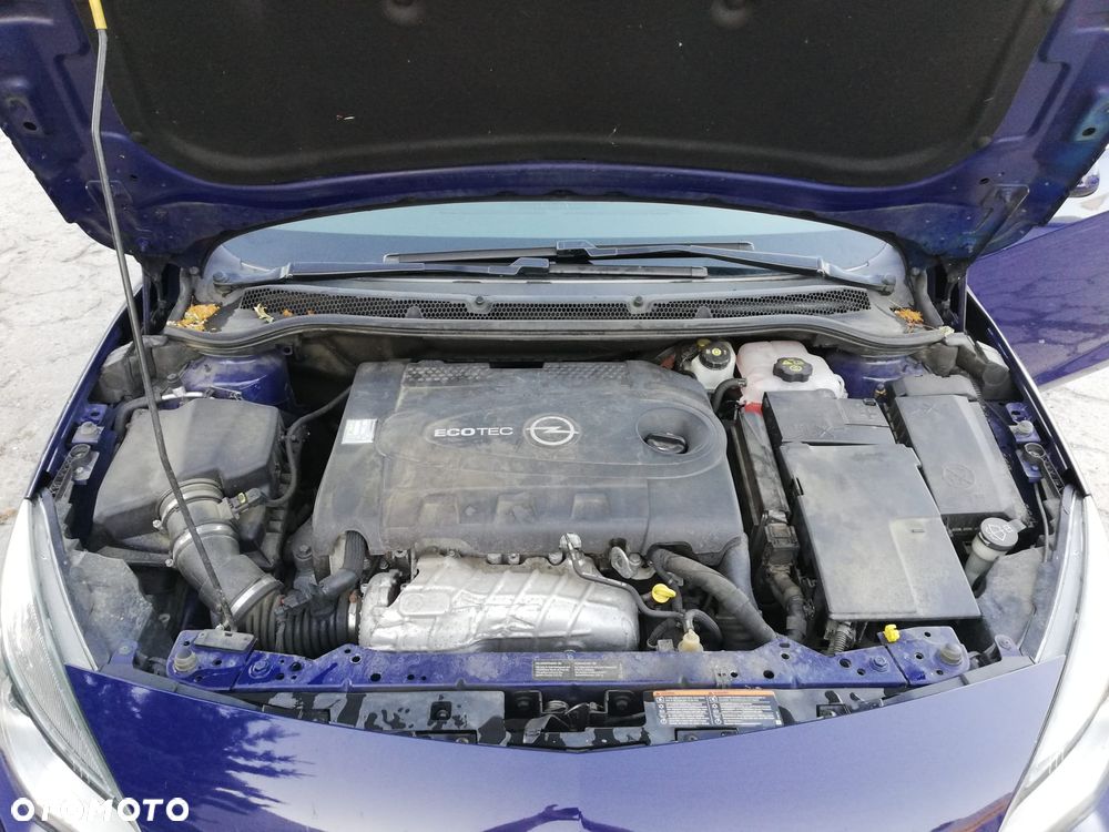 Opel Astra 2.0 CDTI DPF Sport - 27