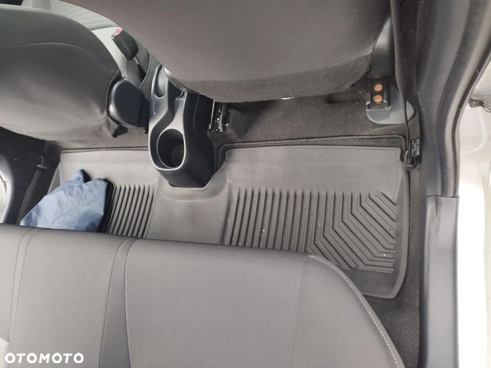 Toyota Yaris 1.5 Premium - 7